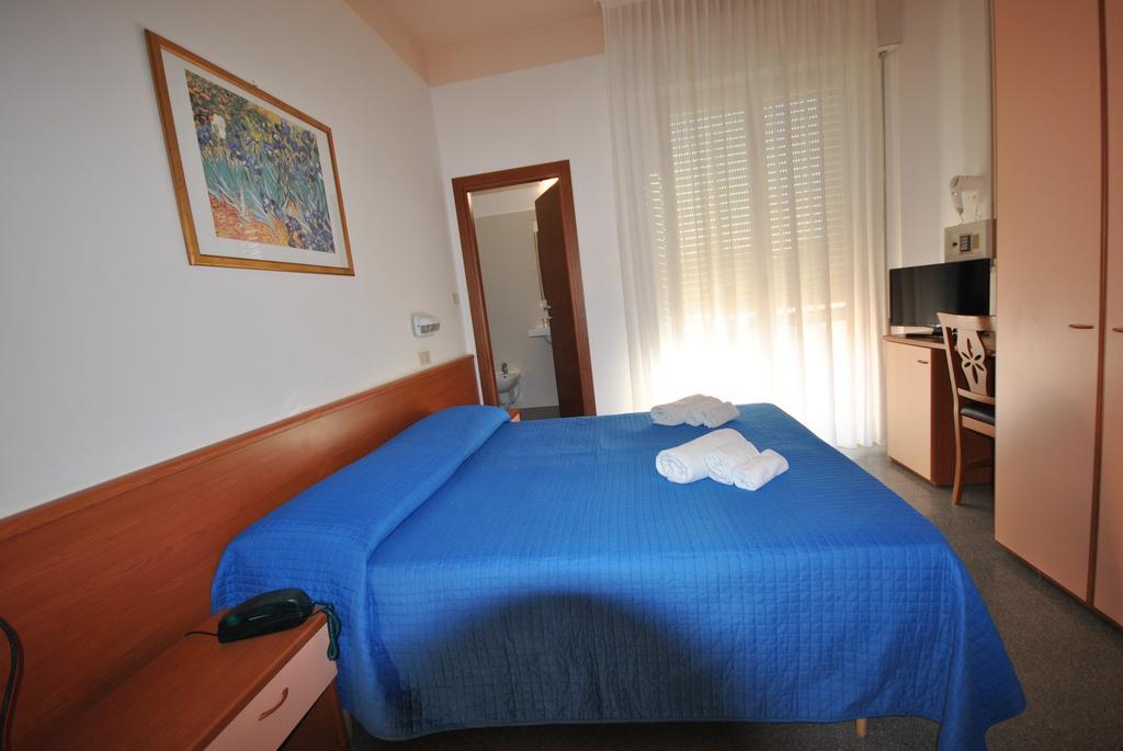 Hotel Pacific ريميني المظهر الخارجي الصورة